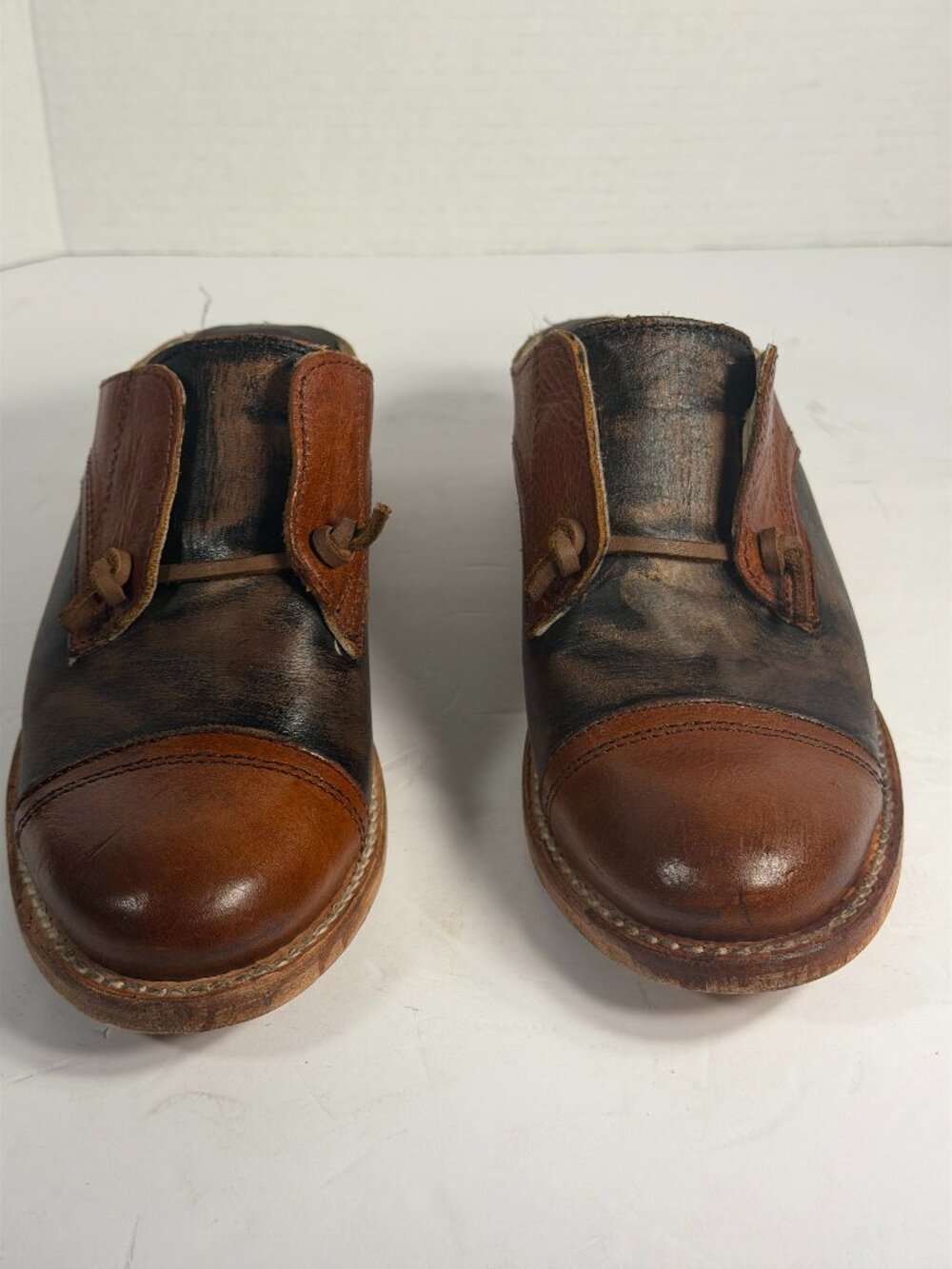 WOMEN'S Iconic size 6 Freebird by Steven